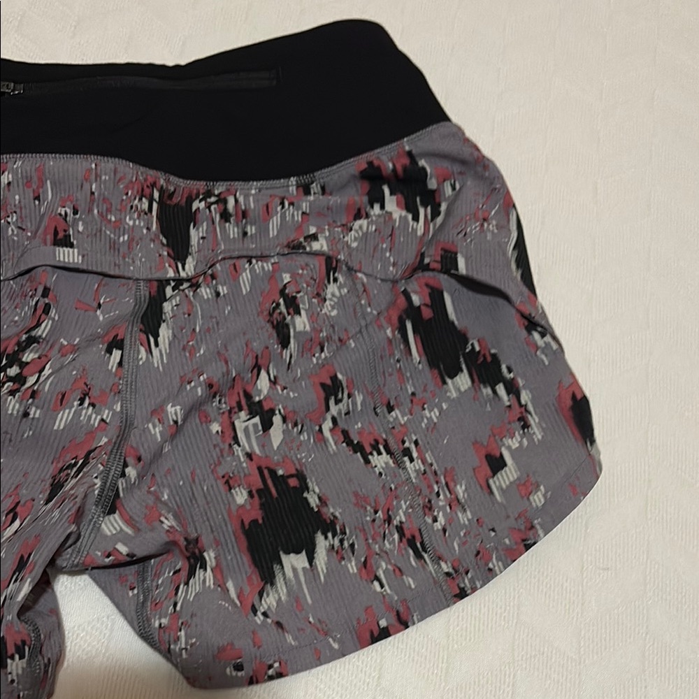 Lululemon Abstract Patterned Athletic Shorts - image 8